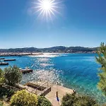 Lovely In Rab With Wifi Rab Town