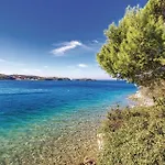 Apartman Lovely In Rab With Wifi