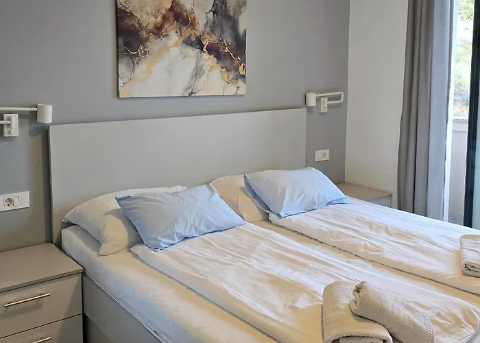 Apartmán 2 Bedroom Stunning In Rab