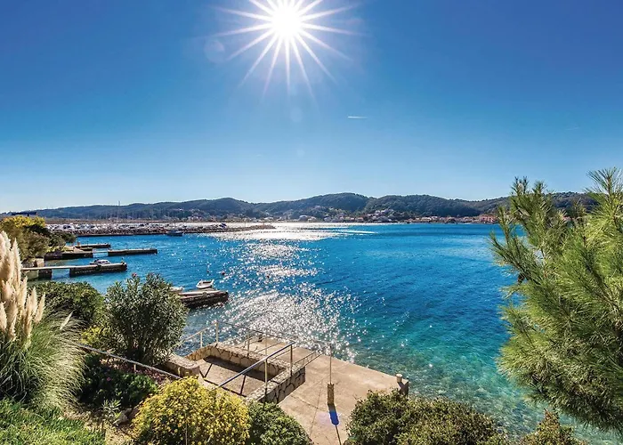 2 Bedroom Stunning In Rab Rab Town
